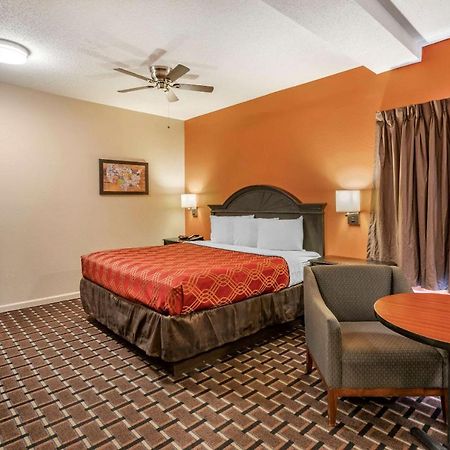 Econo Lodge Inn & Suites Granite City Kültér fotó