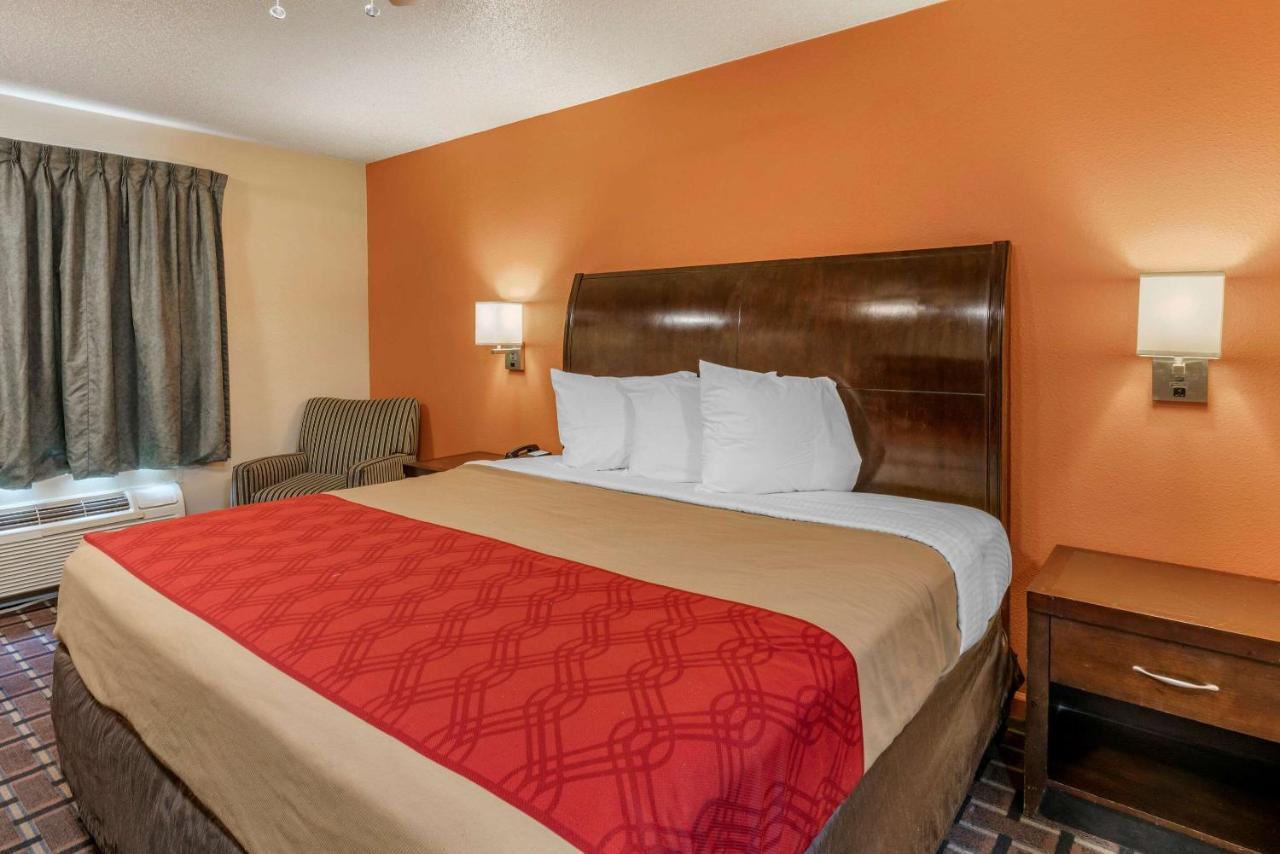 Econo Lodge Inn & Suites Granite City Kültér fotó