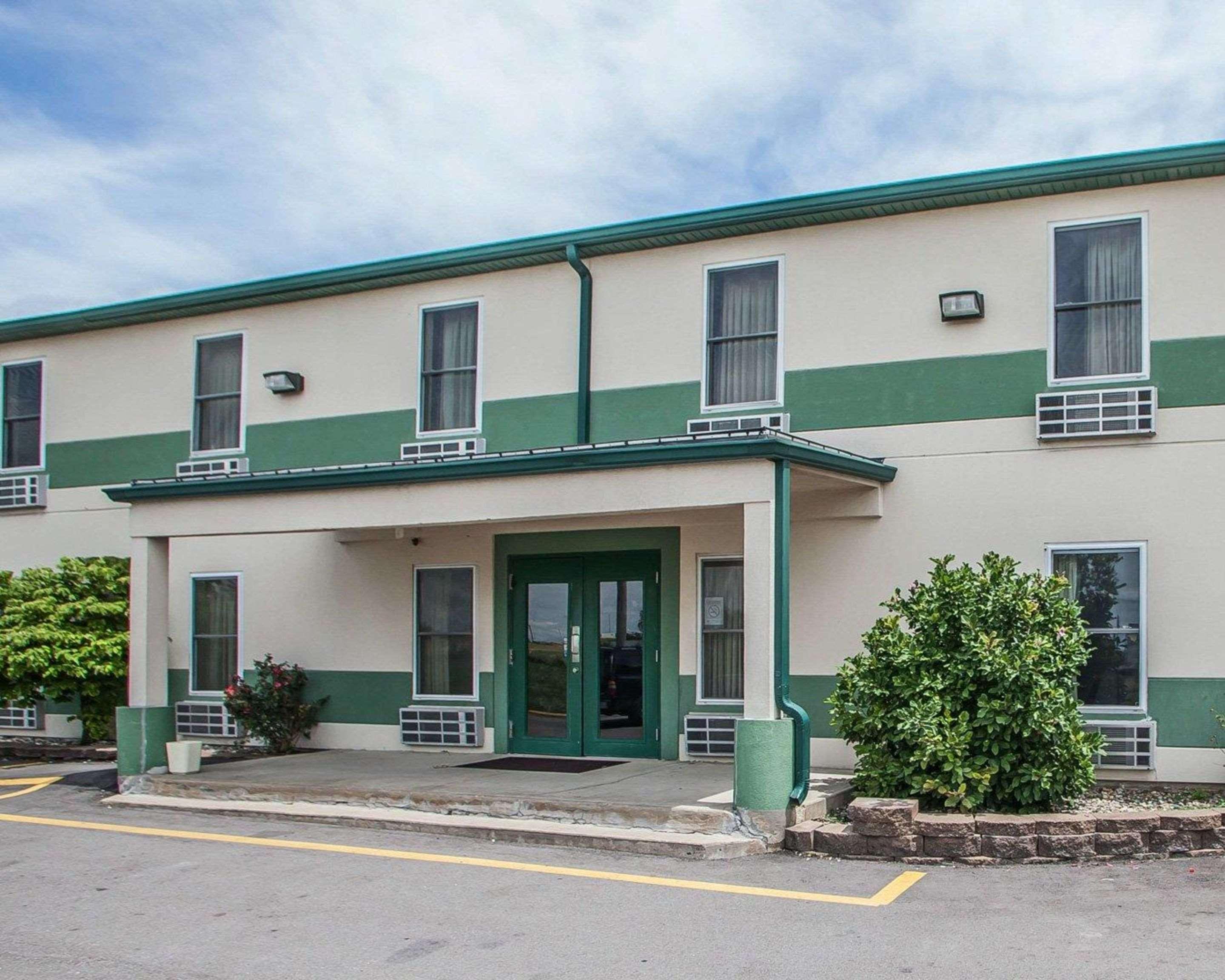 Econo Lodge Inn & Suites Granite City Kültér fotó