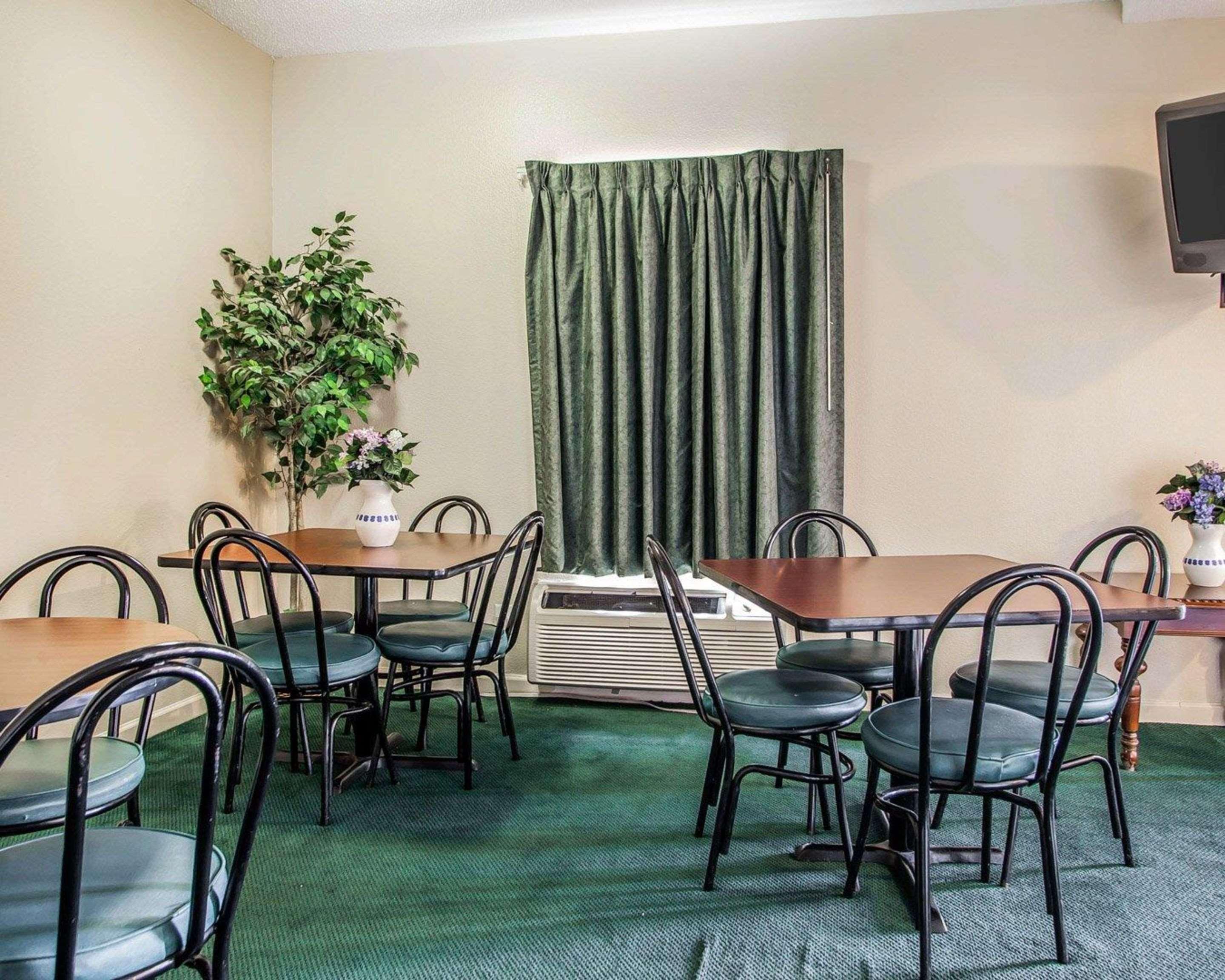 Econo Lodge Inn & Suites Granite City Kültér fotó