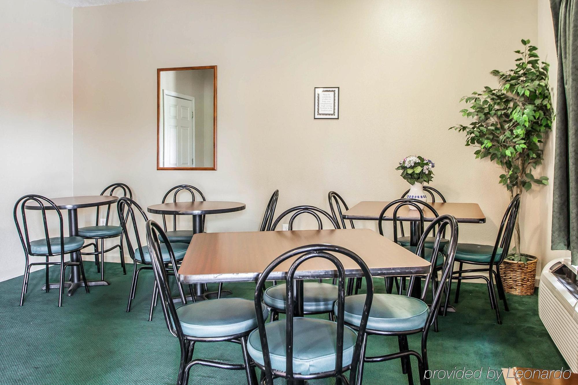 Econo Lodge Inn & Suites Granite City Kültér fotó